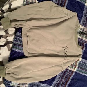 Ptula crop sweat shirt